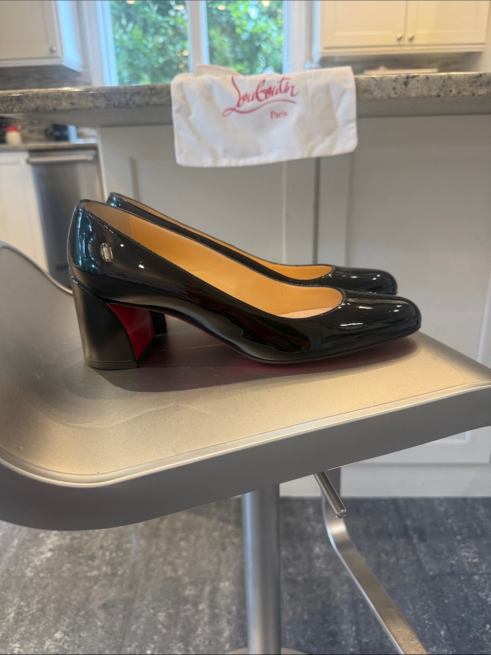 Christian Louboutin Miss Sab 55 Black Patent Leather Mid Block pumps - Picture 4 of 12